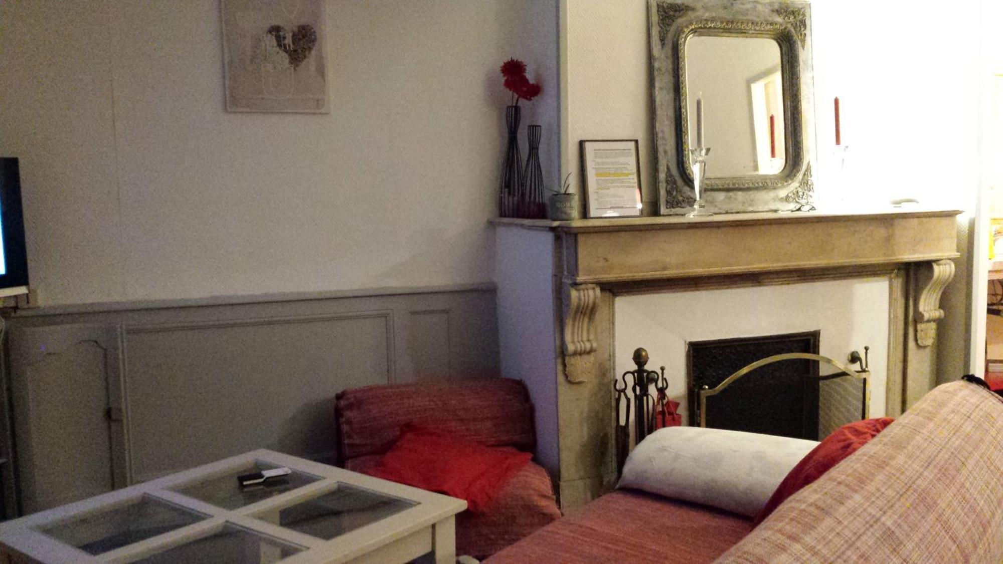 Coquet Studio En Mezzanine Nuit Pour 2 Personnes Saint-Girons  Buitenkant foto